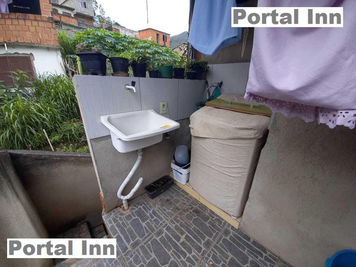 Casa à venda com 3 quartos, 2 banheiros e 100m² no São Pedro, Teresópolis (RJ) — foto 19 de 20