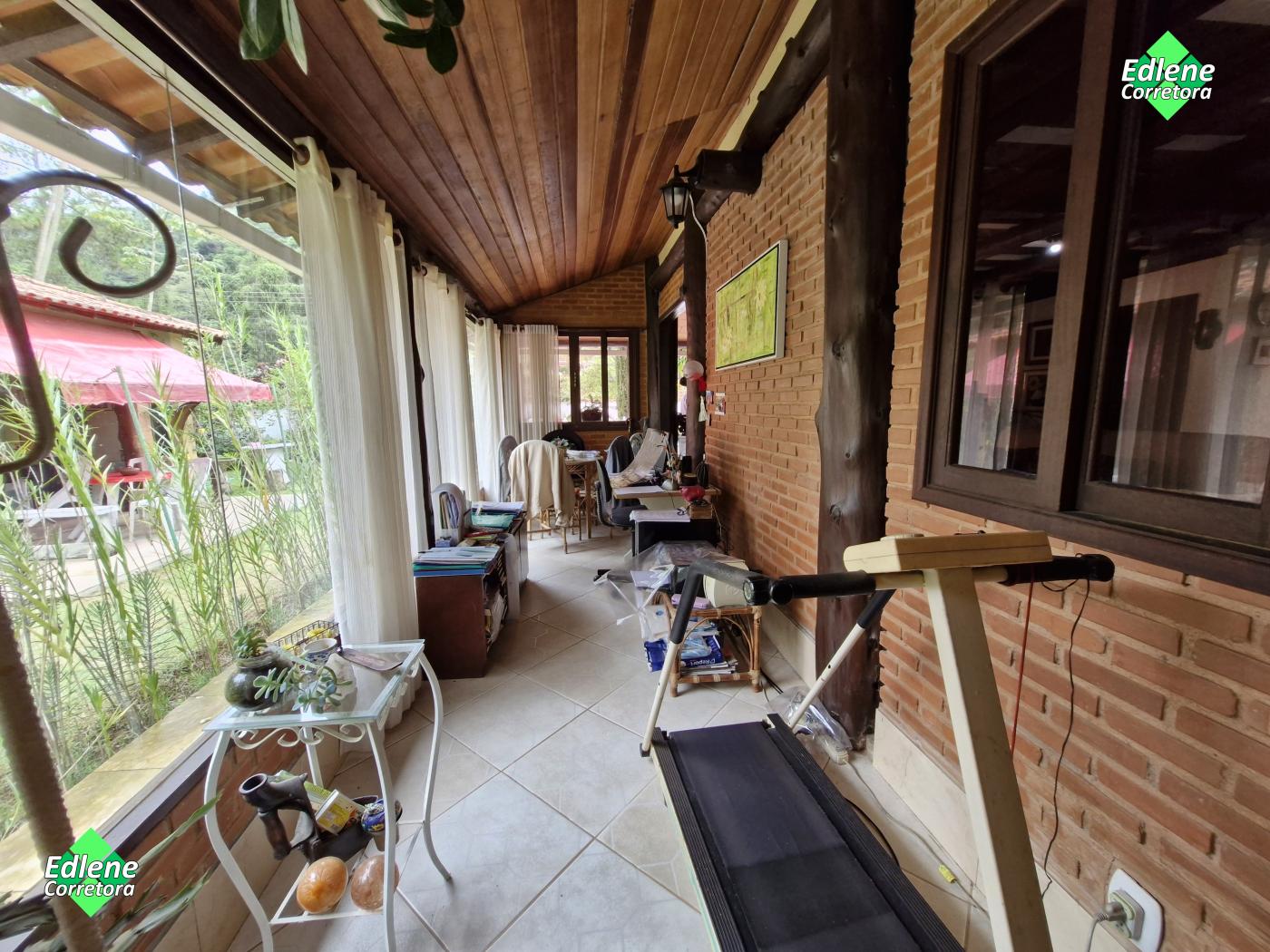 Casa à venda com 2 quartos, 2 suítes, 1 vaga e 180m² no Albuquerque, Teresópolis (RJ) — foto 16 de 30