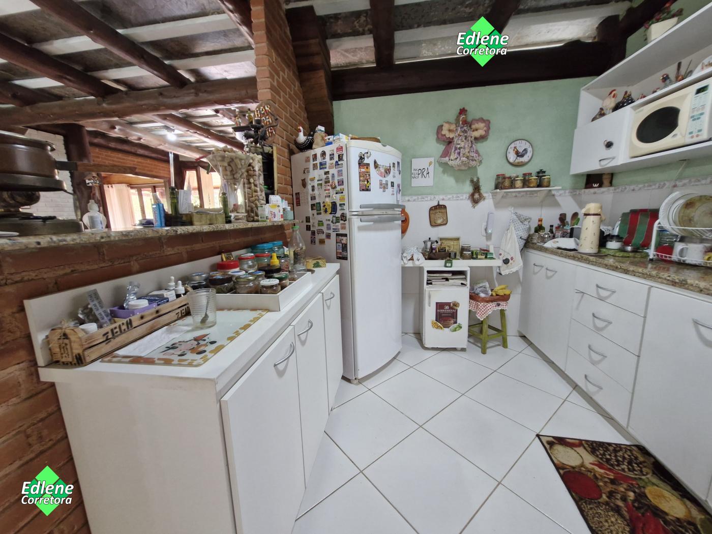 Casa à venda com 2 quartos, 2 suítes, 1 vaga e 180m² no Albuquerque, Teresópolis (RJ) — foto 14 de 30