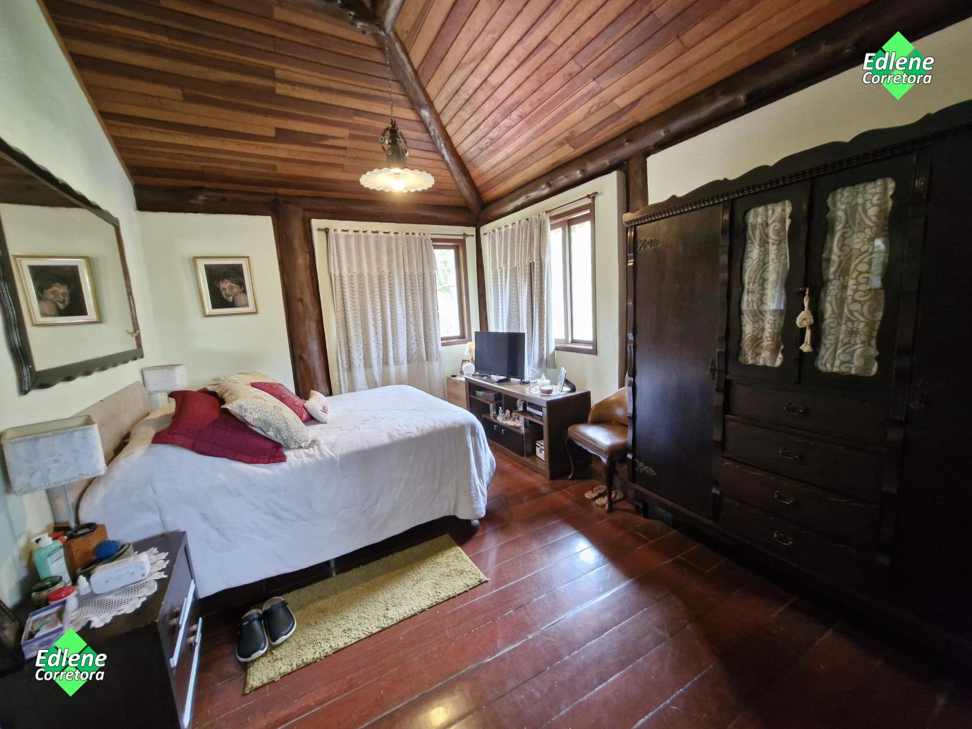 Casa à venda com 2 quartos, 2 suítes, 1 vaga e 180m² no Albuquerque, Teresópolis (RJ) — foto 25 de 30