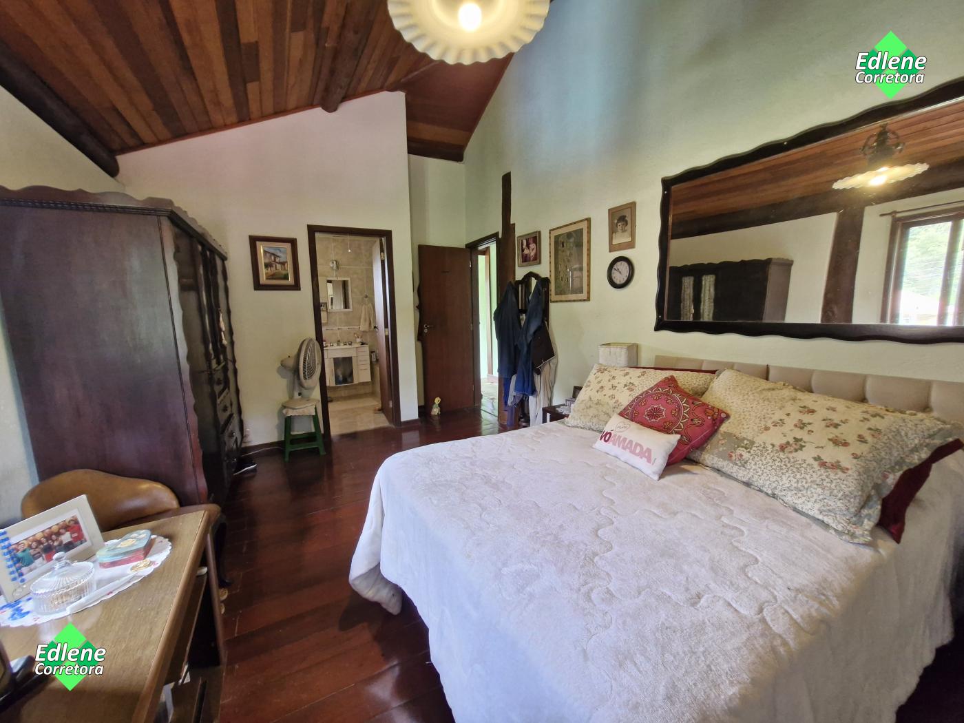 Casa à venda com 2 quartos, 2 suítes, 1 vaga e 180m² no Albuquerque, Teresópolis (RJ) — foto 27 de 30