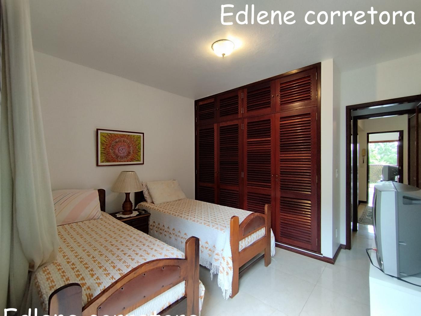 Casa à venda com 6 quartos, 6 suítes, 3 vagas e 172m² no Granja Guarani, Teresópolis (RJ) — foto 24 de 30