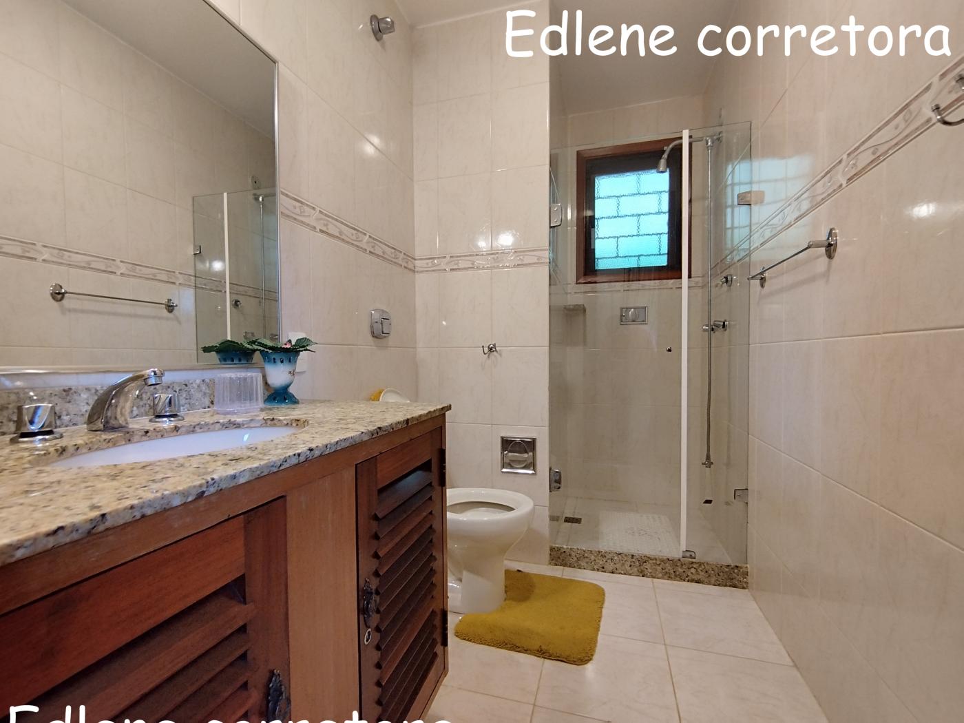 Casa à venda com 6 quartos, 6 suítes, 3 vagas e 172m² no Granja Guarani, Teresópolis (RJ) — foto 28 de 30