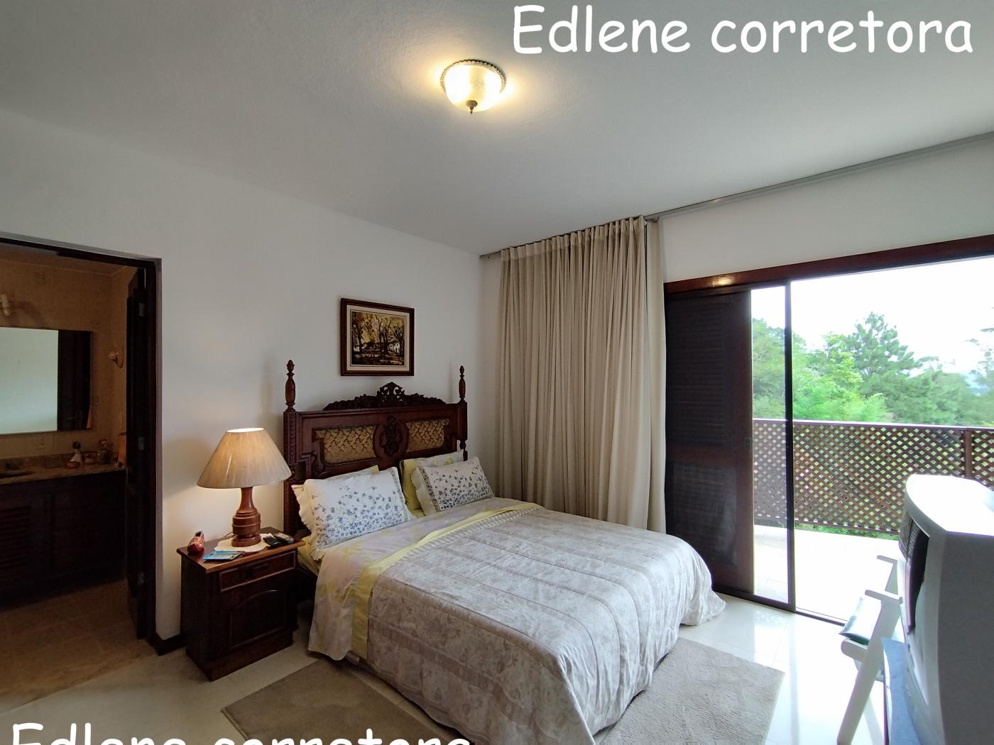 Casa à venda com 6 quartos, 6 suítes, 3 vagas e 172m² no Granja Guarani, Teresópolis (RJ) — foto 15 de 30
