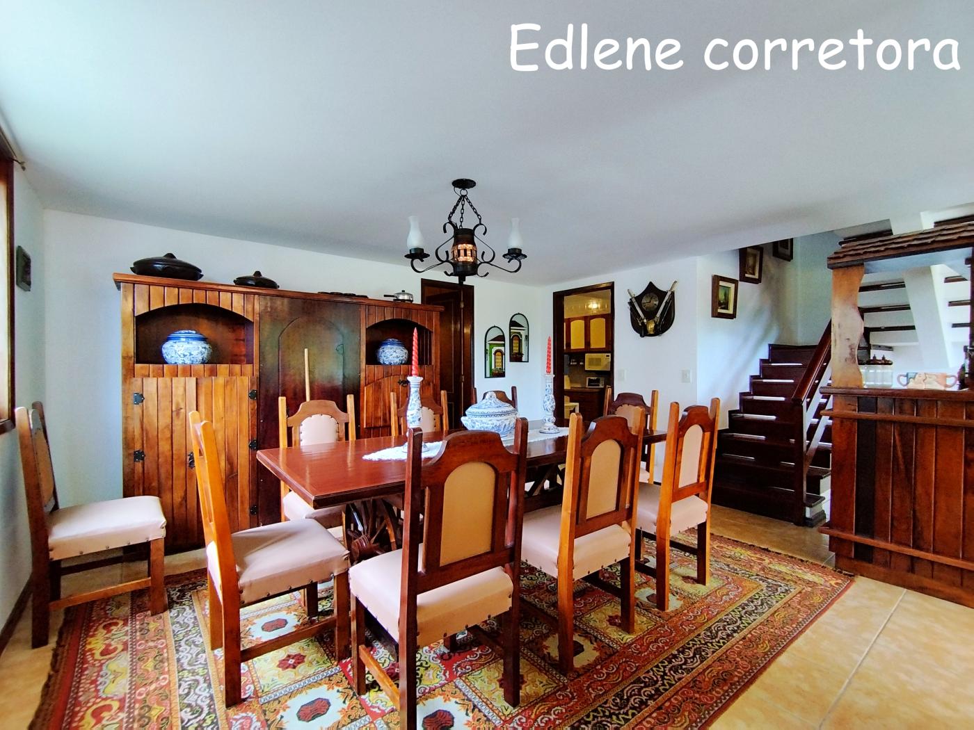 Casa à venda com 6 quartos, 6 suítes, 3 vagas e 172m² no Granja Guarani, Teresópolis (RJ) — foto 11 de 30