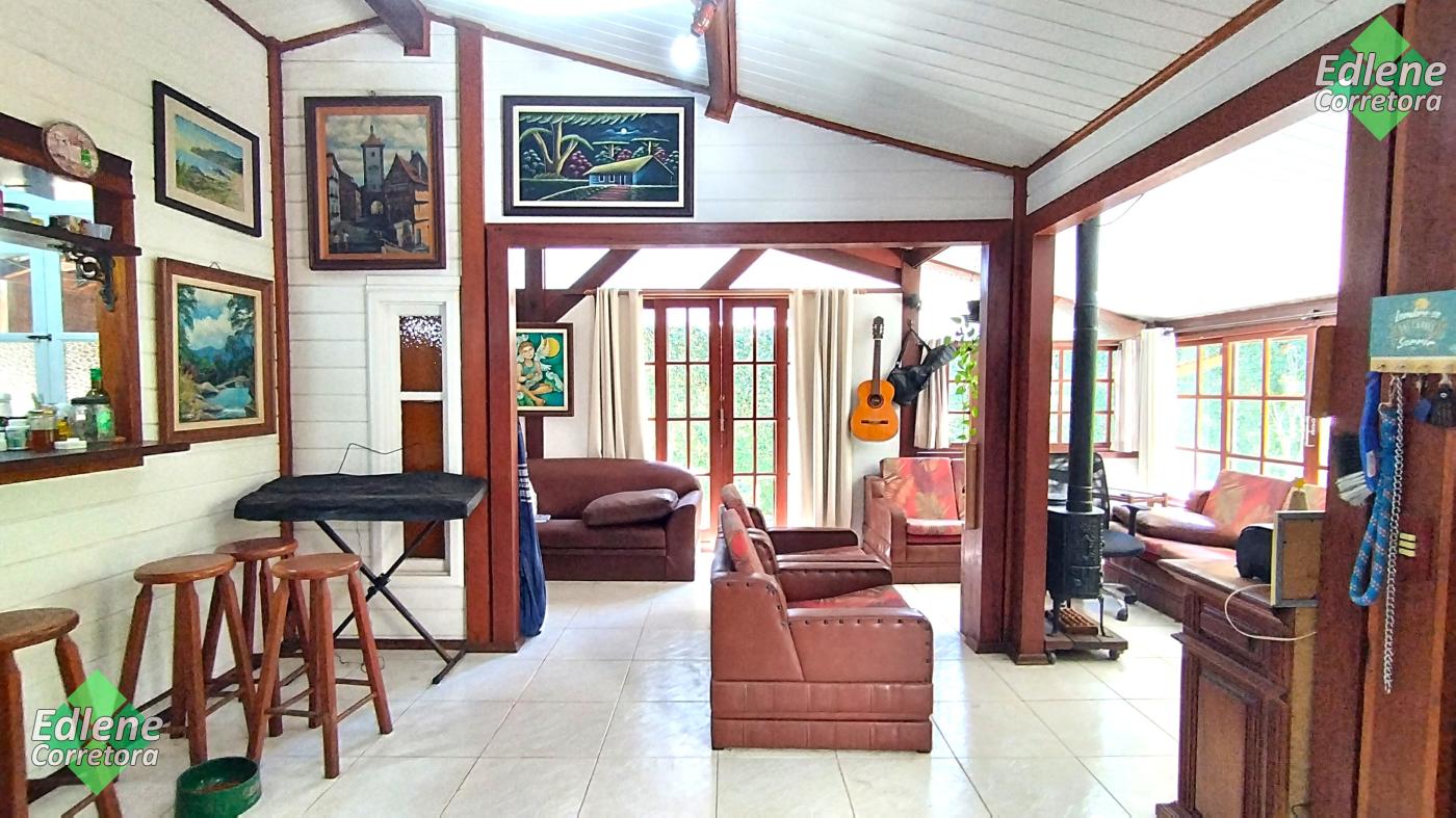 Casa à venda com 3 quartos, 2 suítes, 1 vaga e 153m² no Carlos Guinle, Teresópolis (RJ) — foto 6 de 20