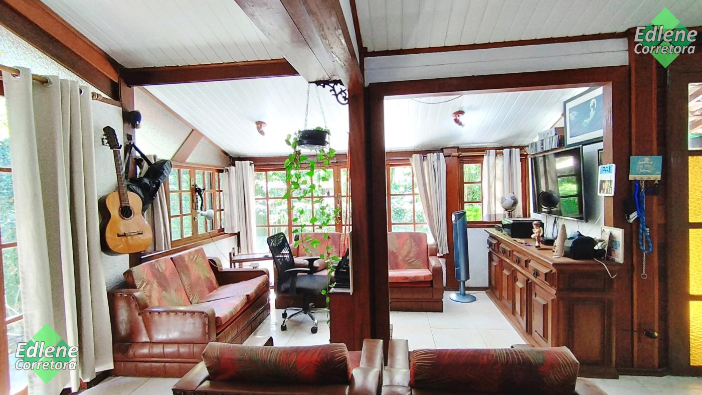 Casa à venda com 3 quartos, 2 suítes, 1 vaga e 153m² no Carlos Guinle, Teresópolis (RJ) — foto 8 de 20