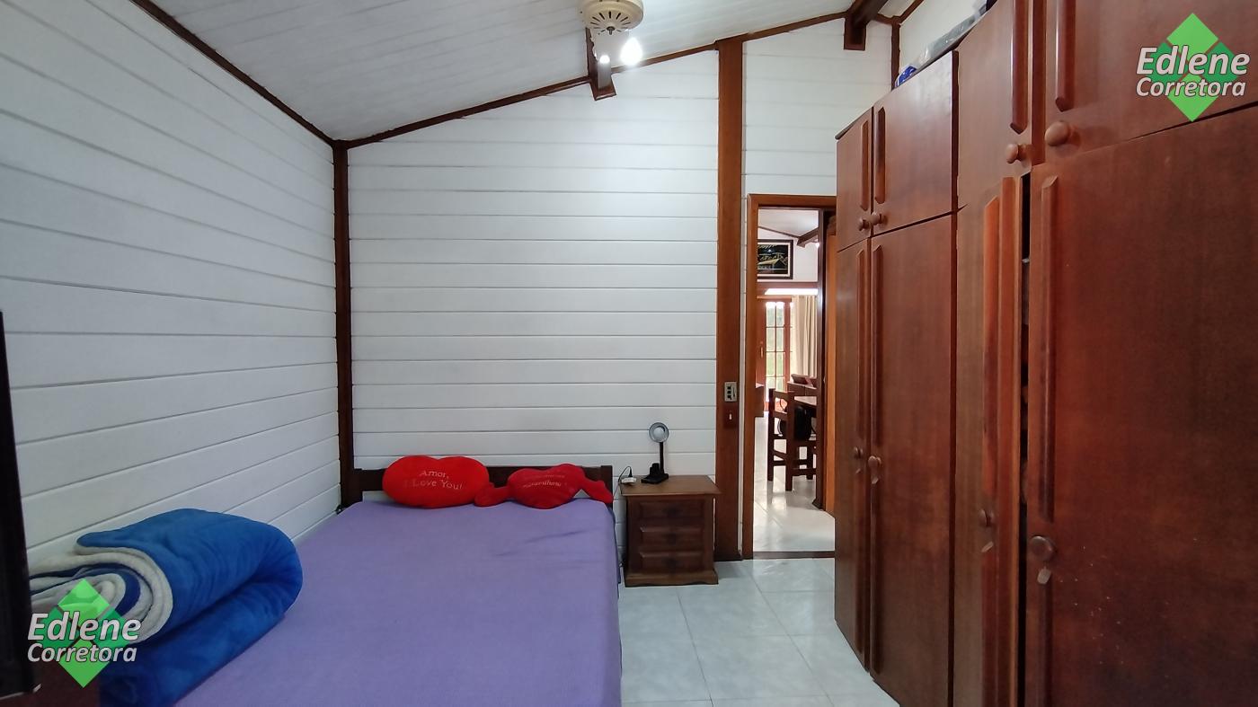 Casa à venda com 3 quartos, 2 suítes, 1 vaga e 153m² no Carlos Guinle, Teresópolis (RJ) — foto 13 de 20
