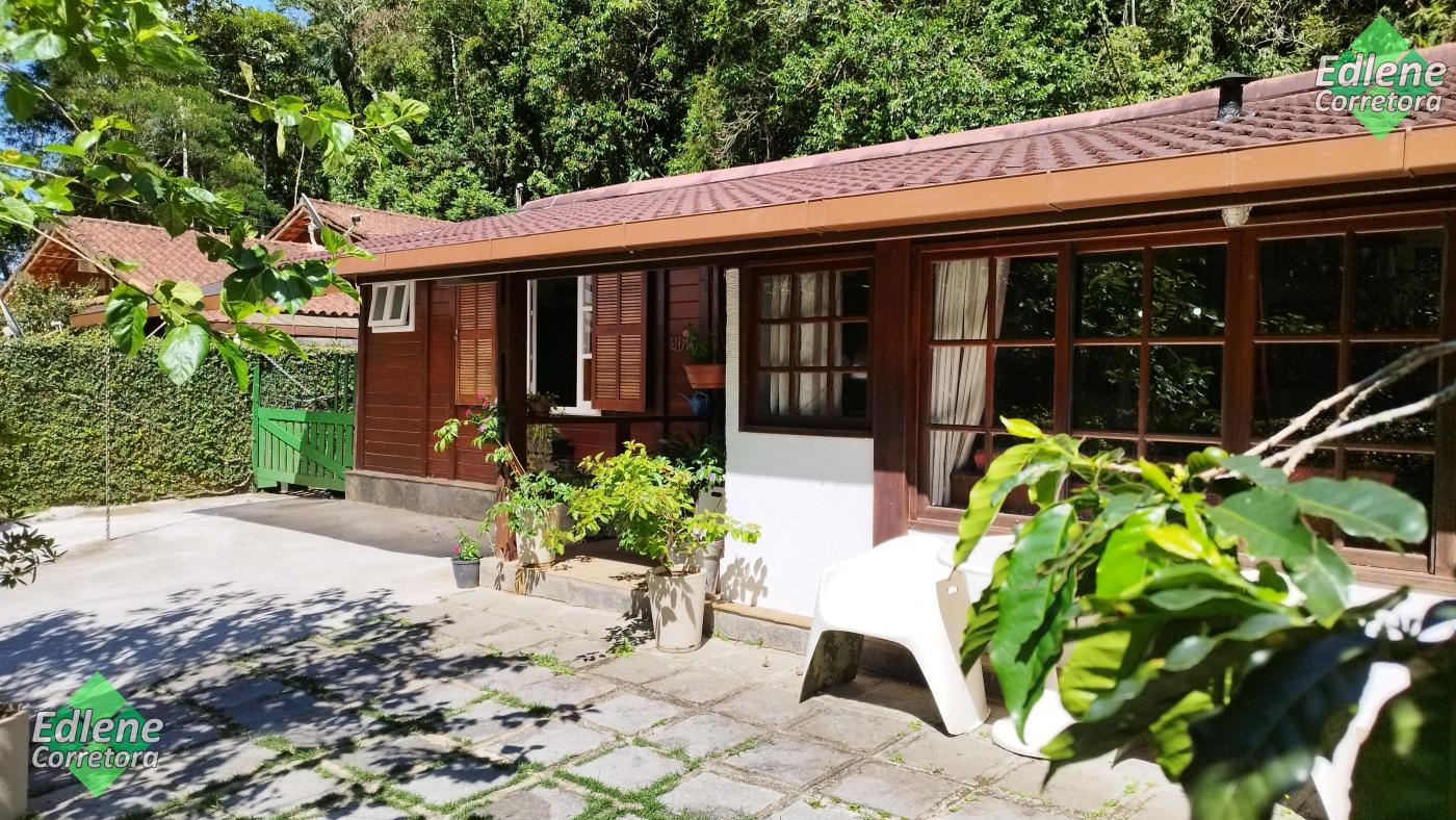 Casa à venda com 3 quartos, 2 suítes, 1 vaga e 153m² no Carlos Guinle, Teresópolis (RJ) — foto 19 de 20