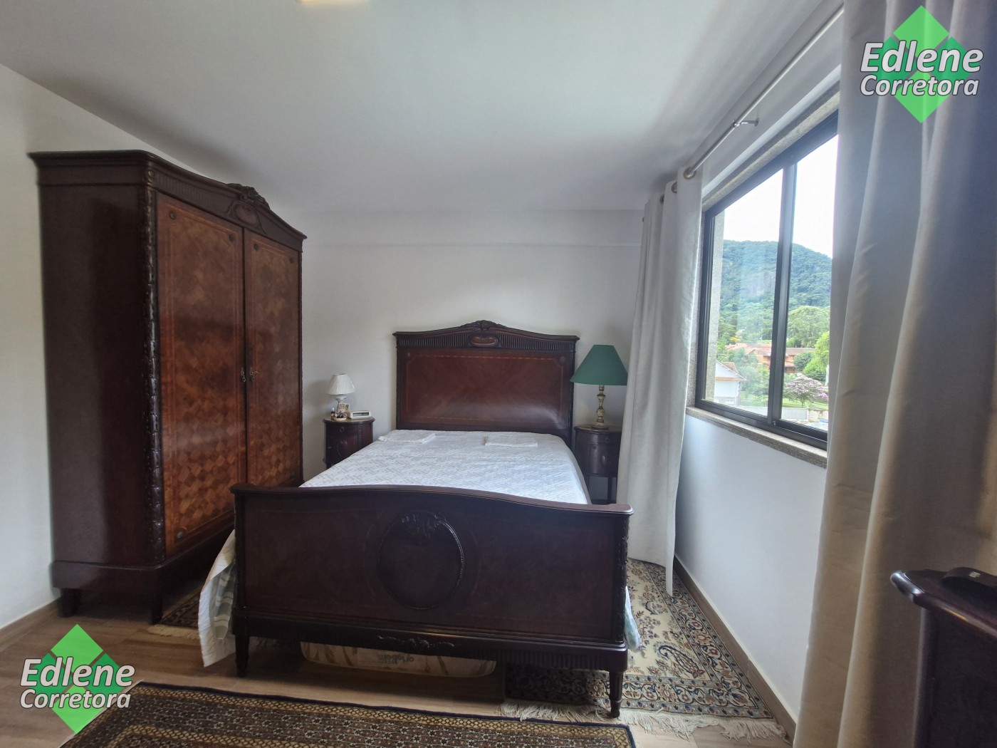 Comercial à venda com 4 banheiros, 1 vaga e 39m² no Alto, Teresópolis (RJ) — foto 14 de 30