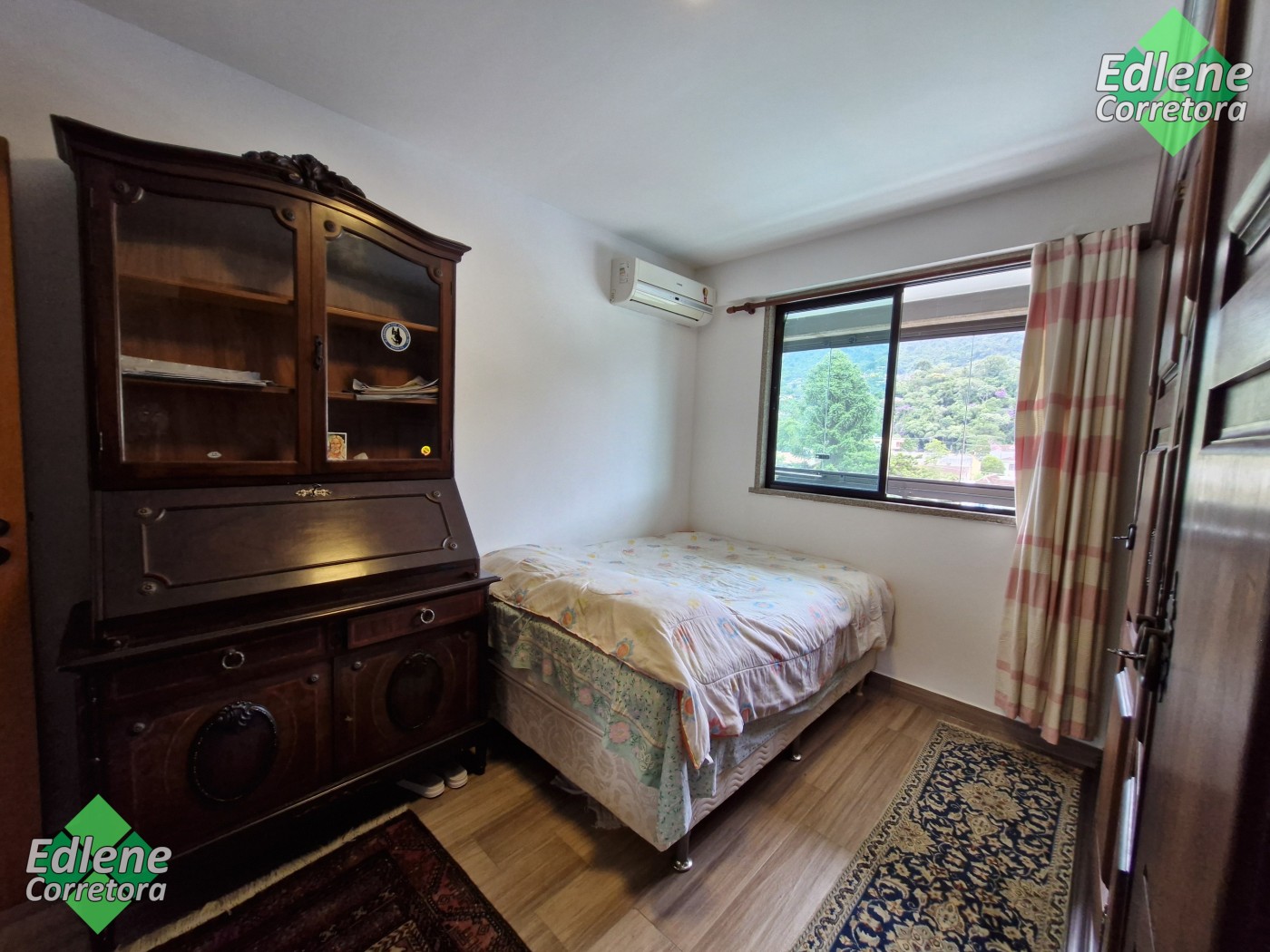 Comercial à venda com 4 banheiros, 1 vaga e 39m² no Alto, Teresópolis (RJ) — foto 23 de 30