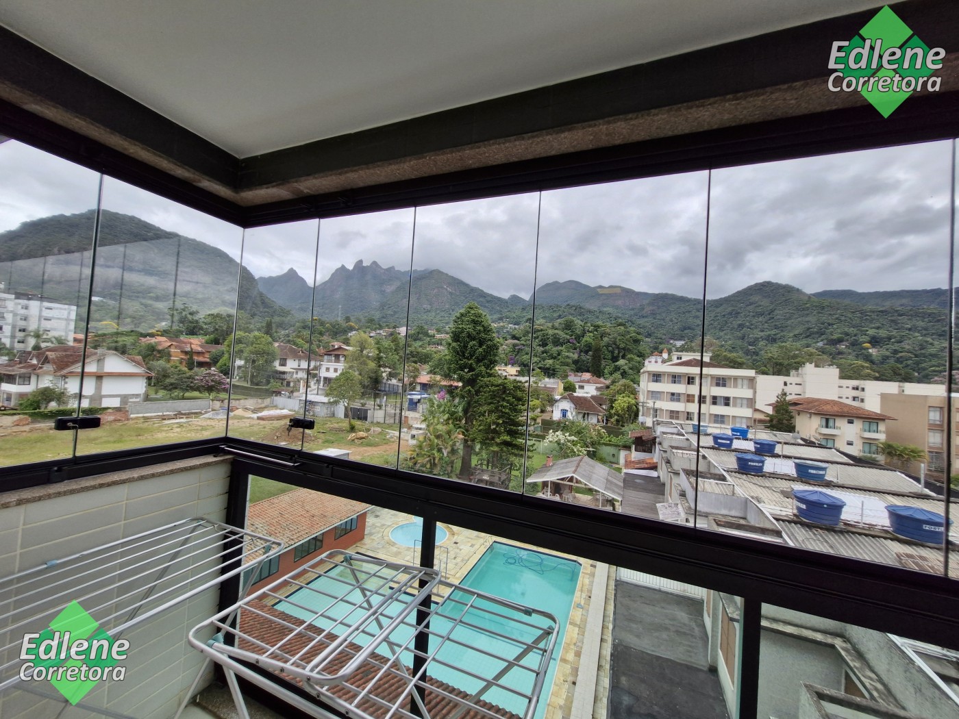 Comercial à venda com 4 banheiros, 1 vaga e 39m² no Alto, Teresópolis (RJ) — foto 11 de 30