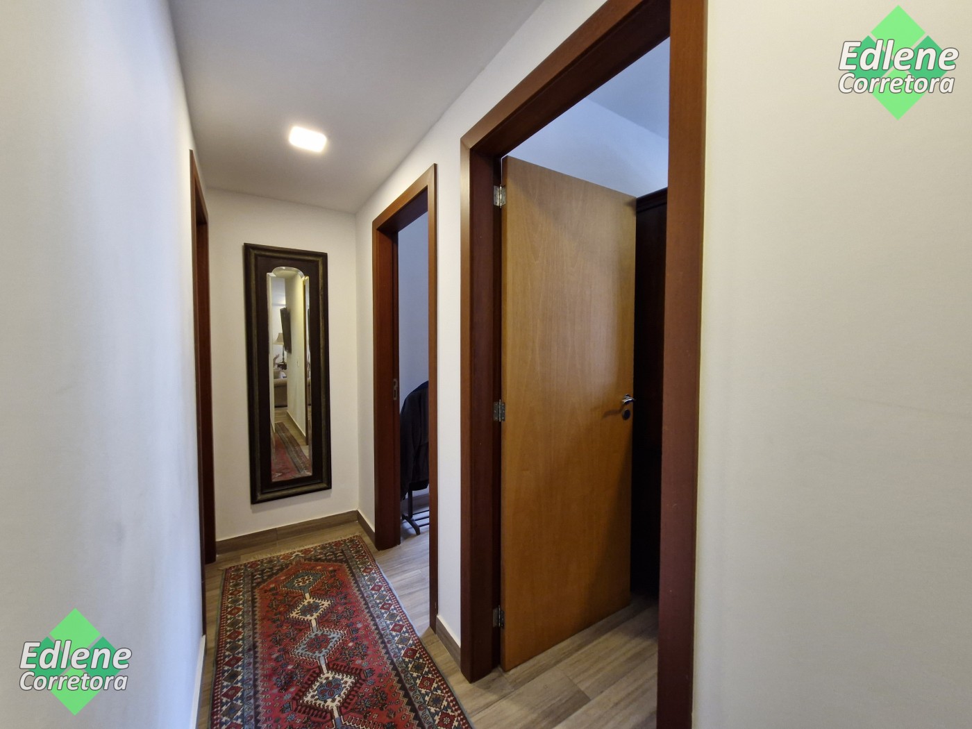 Comercial à venda com 4 banheiros, 1 vaga e 39m² no Alto, Teresópolis (RJ) — foto 12 de 30