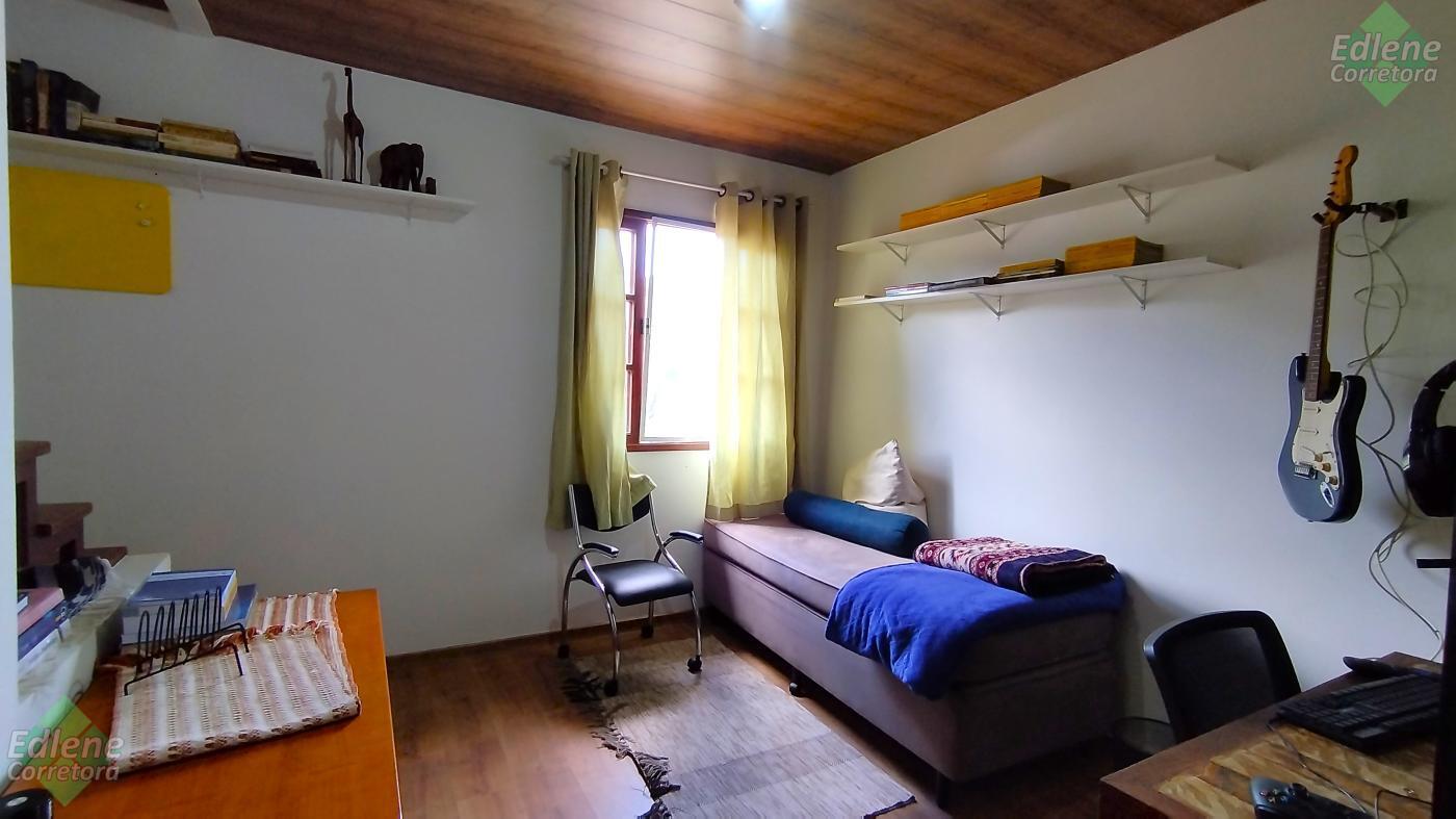 Casa à venda com 3 quartos, 2 banheiros, 1 vaga e 80m² no Tijuca, Teresópolis (RJ) — foto 13 de 25