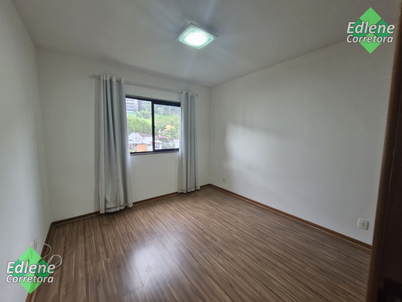 Comercial à venda com 1 banheiro, 1 vaga e 45m² no Alto, Teresópolis (RJ) — foto 14 de 24