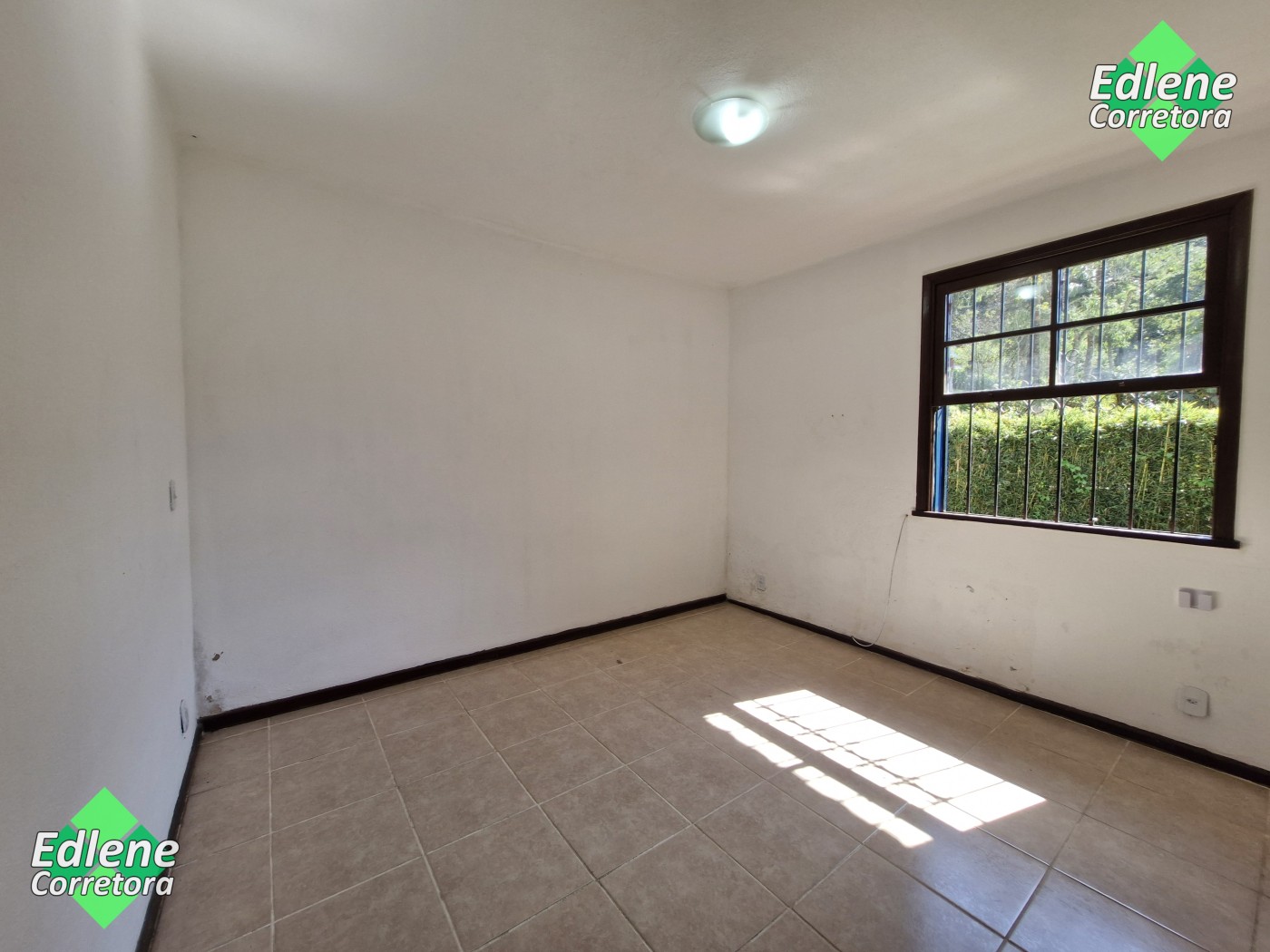 Casa à venda com 4 quartos, 4 suítes e 4 vagas no Granja Guarani, Teresópolis (RJ) — foto 7 de 30