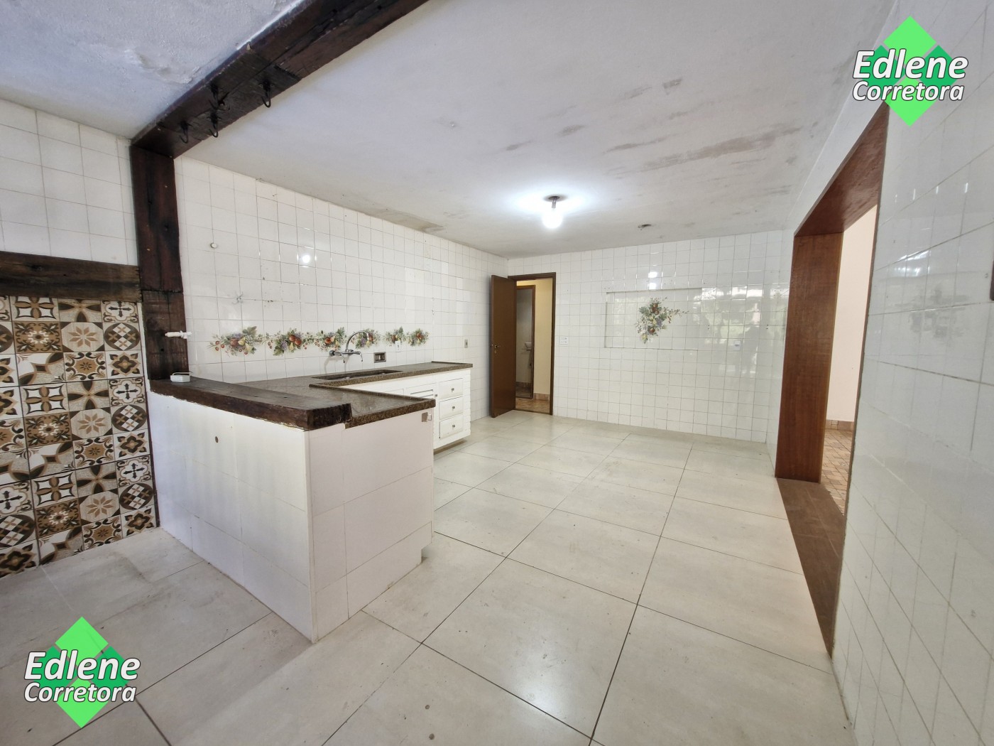 Casa à venda com 4 quartos, 4 suítes e 4 vagas no Granja Guarani, Teresópolis (RJ) — foto 4 de 30