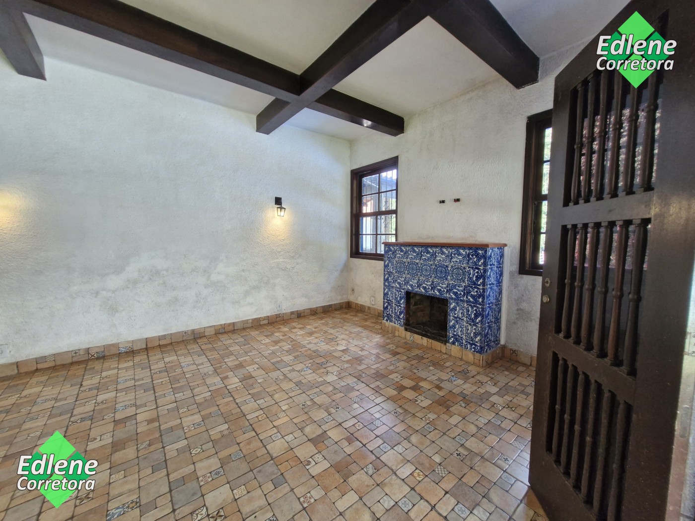 Casa à venda com 4 quartos, 4 suítes e 4 vagas no Granja Guarani, Teresópolis (RJ) — foto 22 de 30