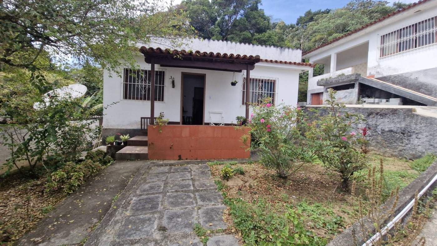 Apartamento à venda com 4 quartos, 1 suíte, 3 vagas e 200m² no Jardim Meudom, Teresópolis (RJ) — foto 2 de 30