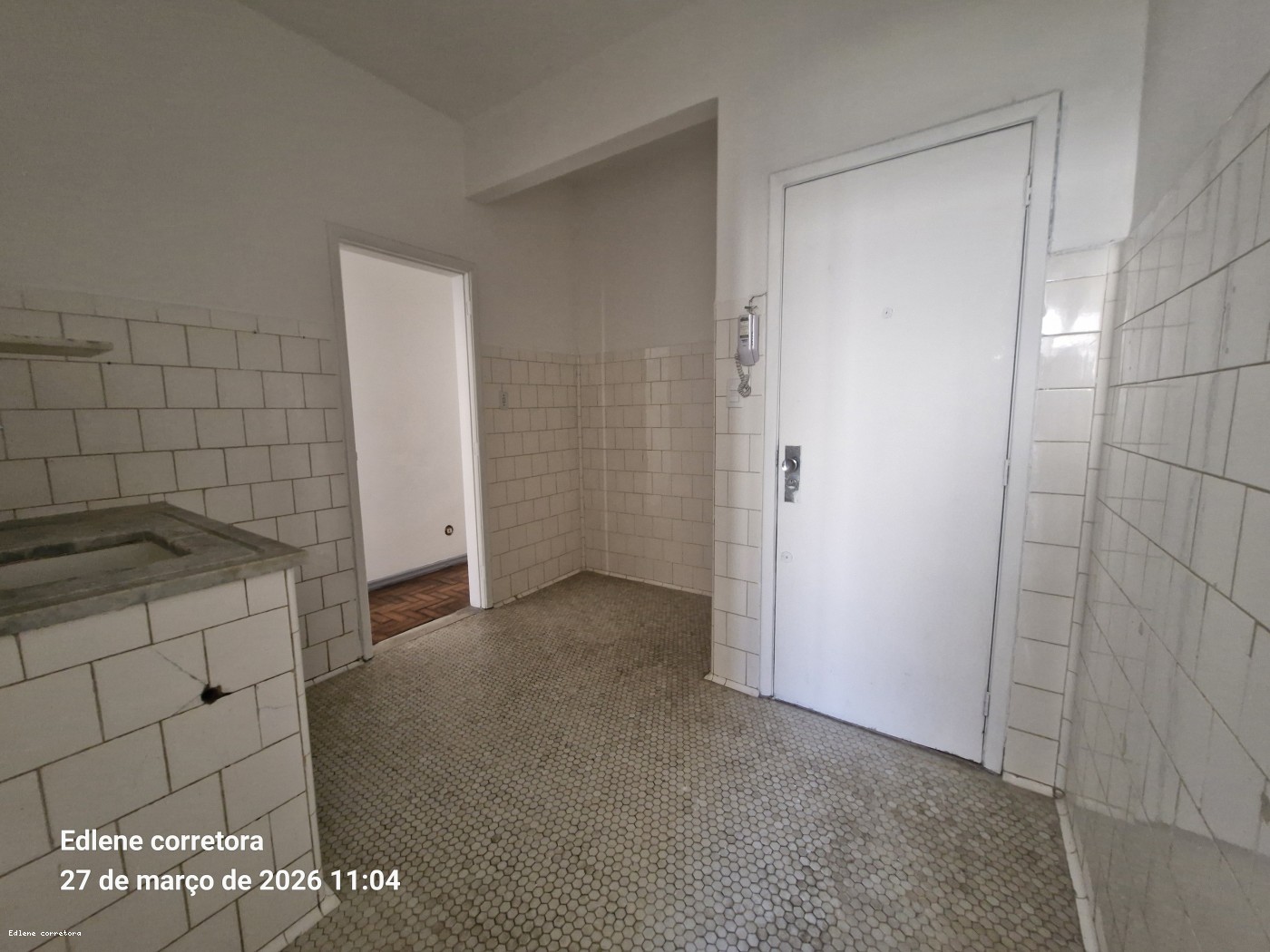 Apartamento para alugar com 2 quartos, 2 banheiros, 1 vaga e 62m² no Alto, Teresópolis (RJ) — foto 7 de 18
