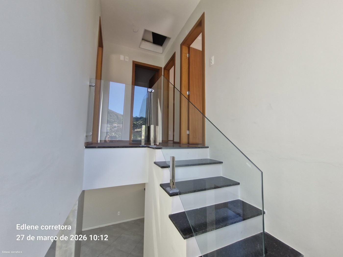 Casa à venda com 3 quartos, 1 suíte, 1 vaga e 116m² no Nossa senhora de Fátima, Teresópolis (RJ) — foto 10 de 29