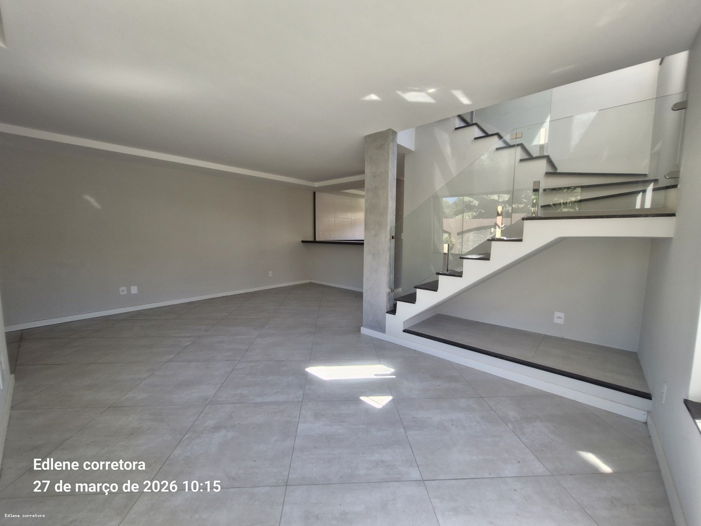 Casa à venda com 3 quartos, 1 suíte, 1 vaga e 116m² no Nossa senhora de Fátima, Teresópolis (RJ) — foto 9 de 29