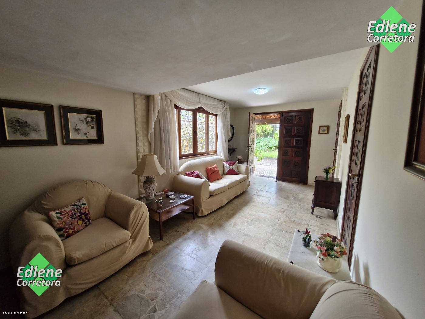 Casa à venda com 4 quartos, 1 suíte, 4 vagas e 187m² no Carlos Guinle, Teresópolis (RJ) — foto 3 de 30