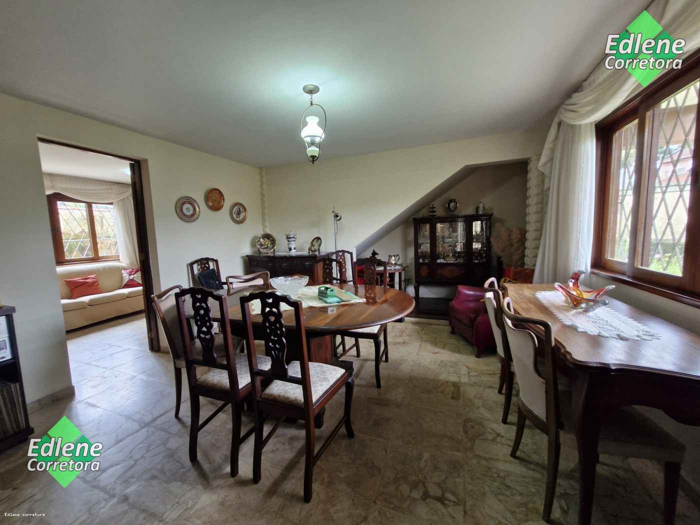 Casa à venda com 4 quartos, 1 suíte, 4 vagas e 187m² no Carlos Guinle, Teresópolis (RJ) — foto 11 de 30
