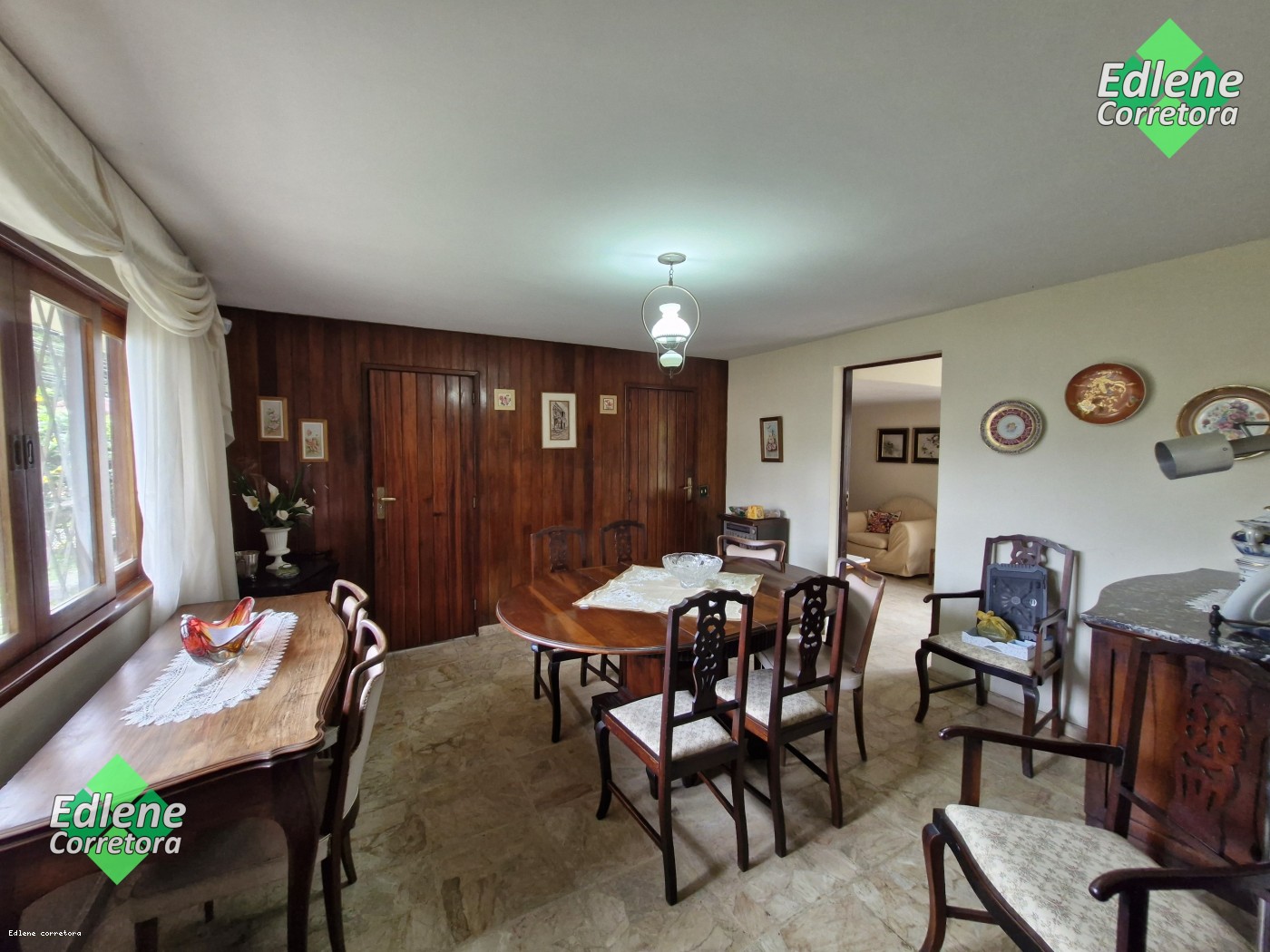 Casa à venda com 4 quartos, 1 suíte, 4 vagas e 187m² no Carlos Guinle, Teresópolis (RJ) — foto 13 de 30
