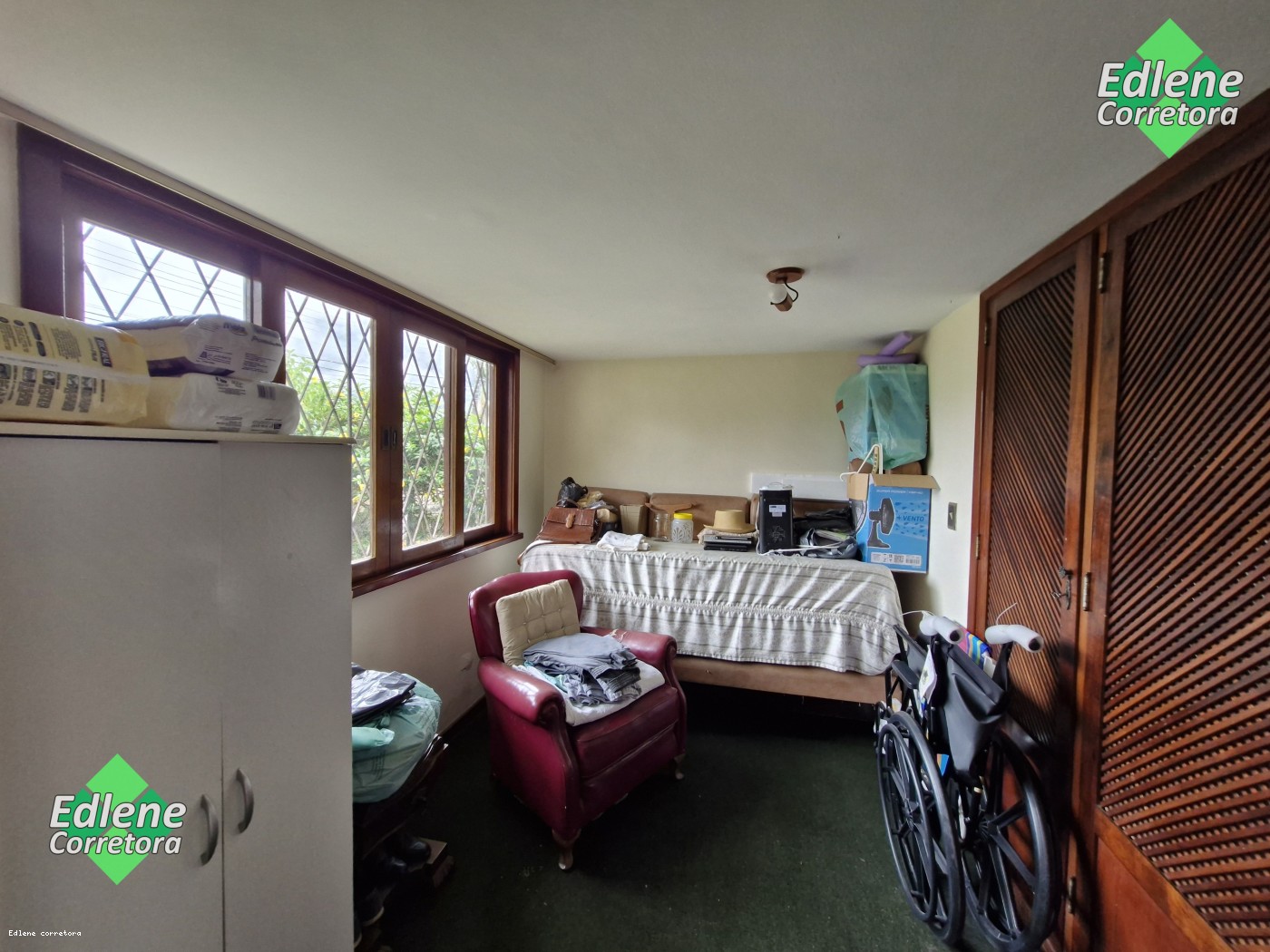 Casa à venda com 4 quartos, 1 suíte, 4 vagas e 187m² no Carlos Guinle, Teresópolis (RJ) — foto 22 de 30