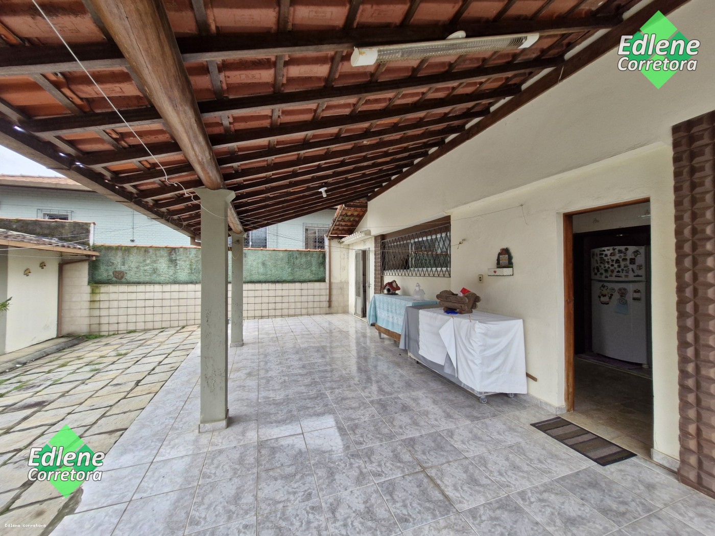 Casa à venda com 4 quartos, 1 suíte, 4 vagas e 187m² no Carlos Guinle, Teresópolis (RJ) — foto 25 de 30