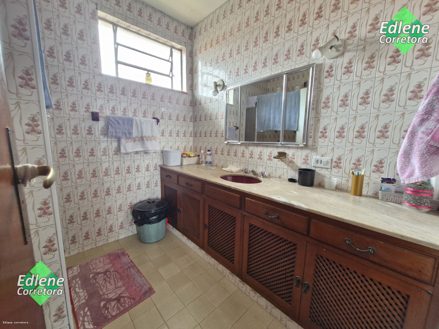 Casa à venda com 4 quartos, 1 suíte, 4 vagas e 187m² no Carlos Guinle, Teresópolis (RJ) — foto 17 de 30