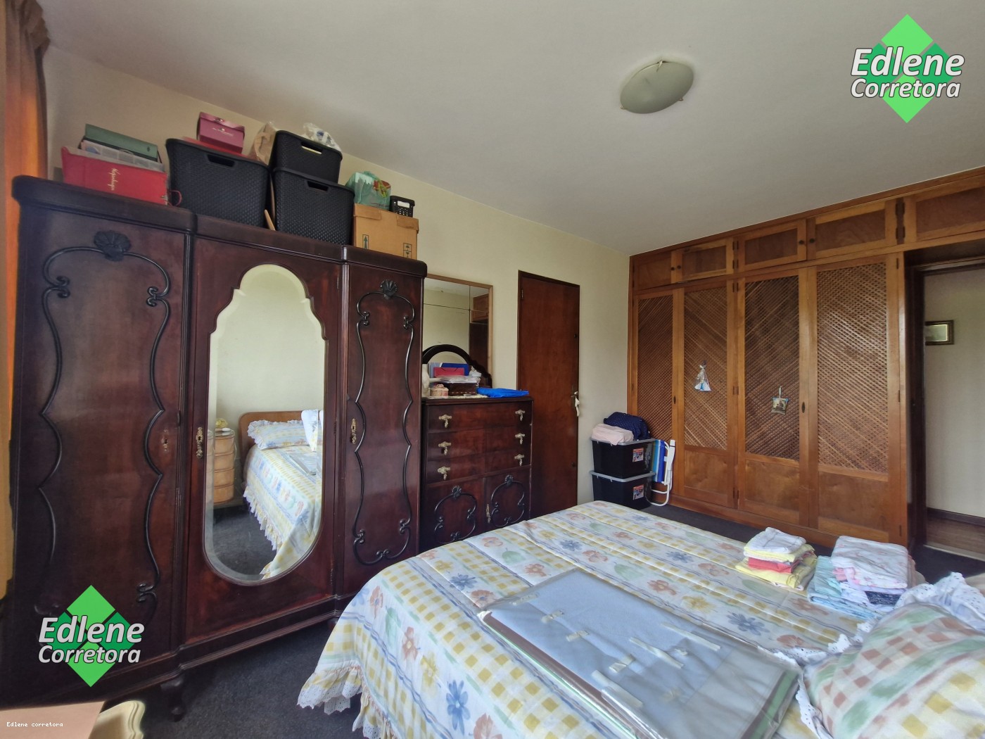 Casa à venda com 4 quartos, 1 suíte, 4 vagas e 187m² no Carlos Guinle, Teresópolis (RJ) — foto 16 de 30