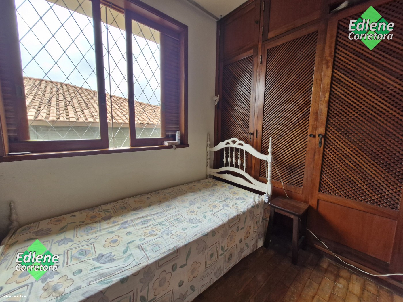 Casa à venda com 4 quartos, 1 suíte, 4 vagas e 187m² no Carlos Guinle, Teresópolis (RJ) — foto 21 de 30