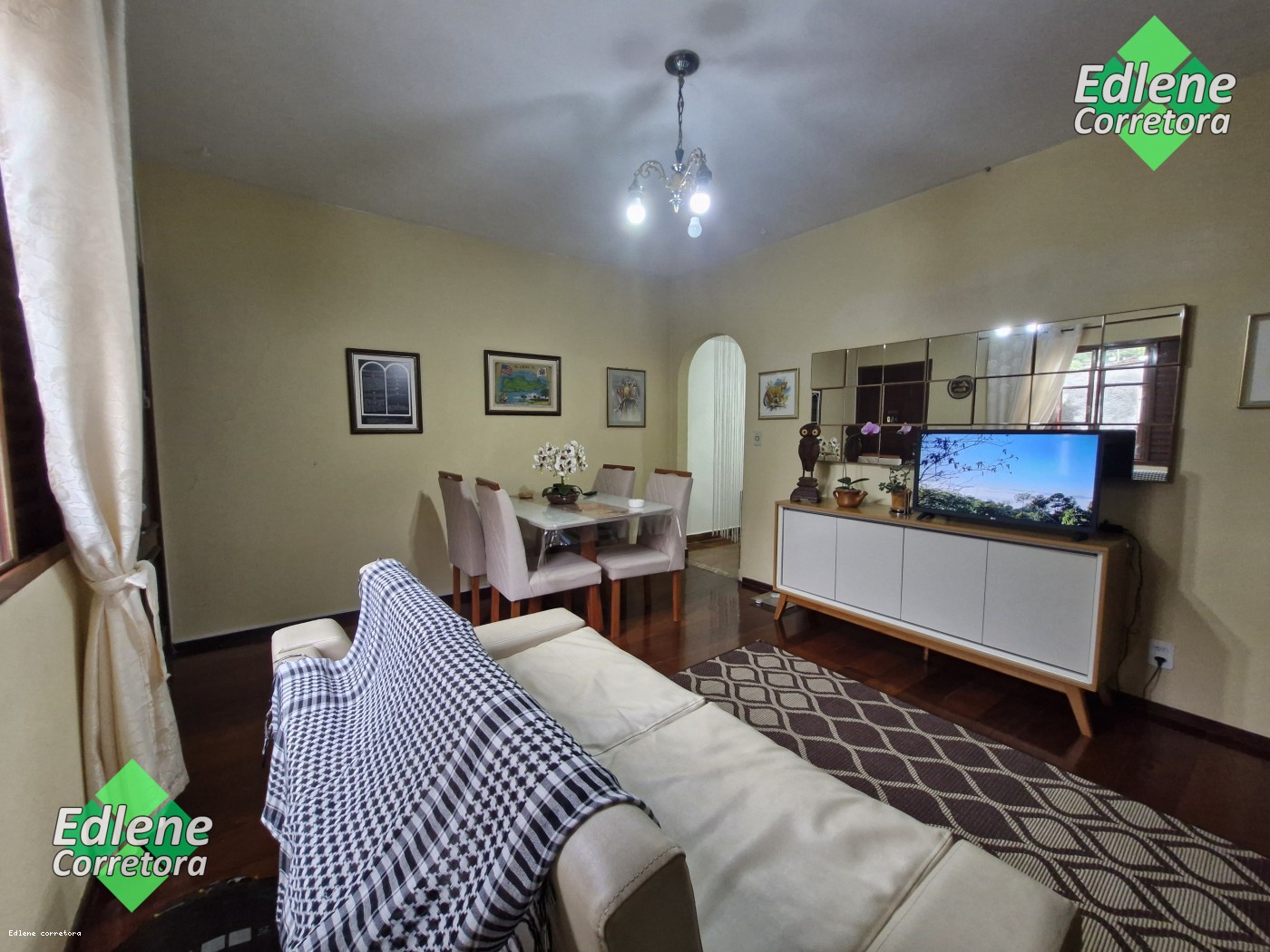 Casa à venda com 4 quartos, 1 suíte, 1 vaga e 180m² no São Pedro, Teresópolis (RJ) — foto 3 de 23