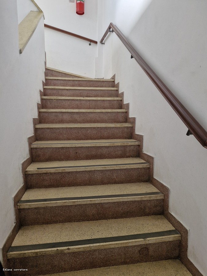 Apartamento à venda com 1 quarto, 1 banheiro e 33m² no Alto, Teresópolis (RJ) — foto 9 de 12