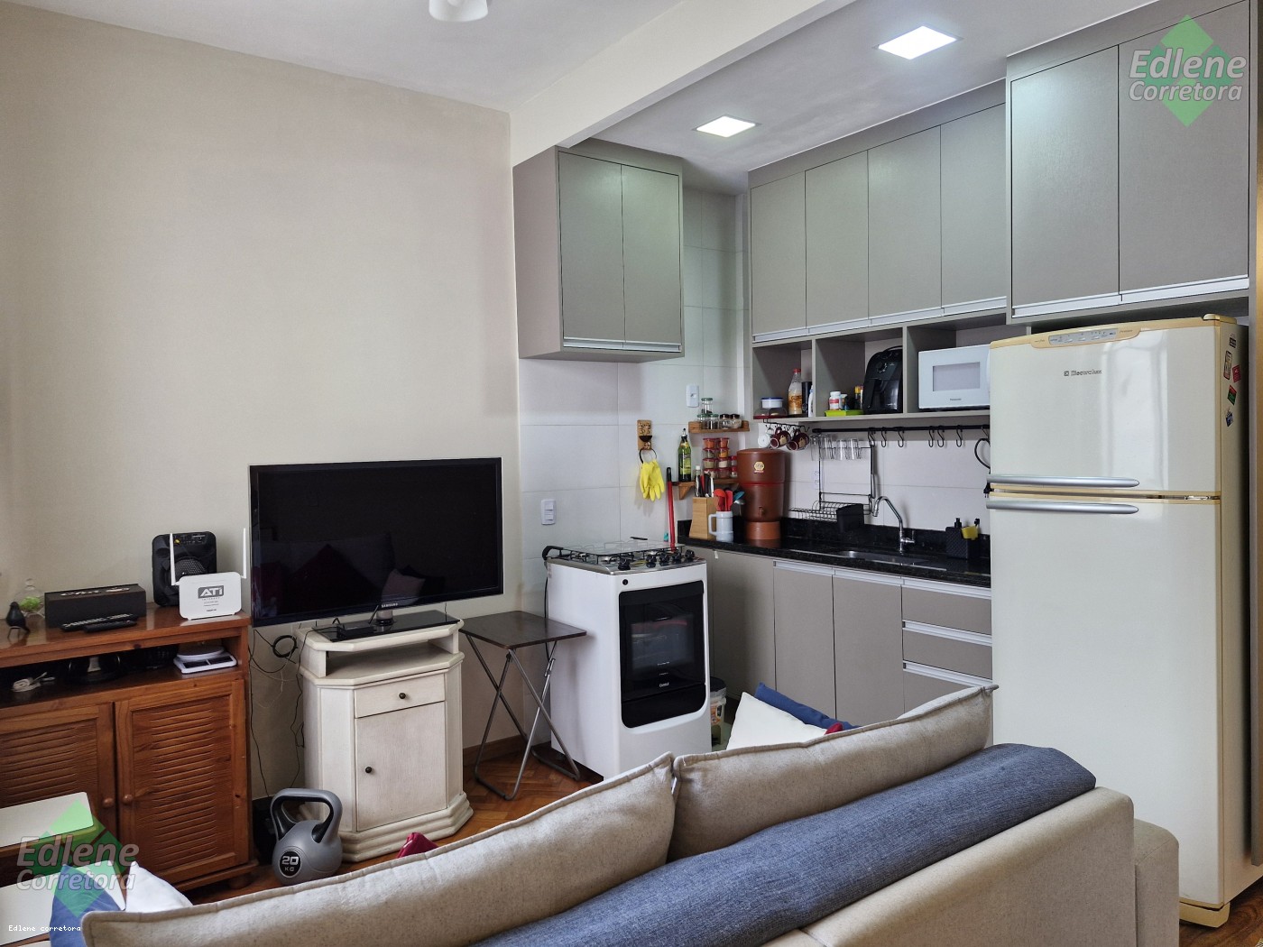 Apartamento à venda com 1 quarto, 1 banheiro e 32m² no Alto, Teresópolis (RJ) — foto 12 de 30