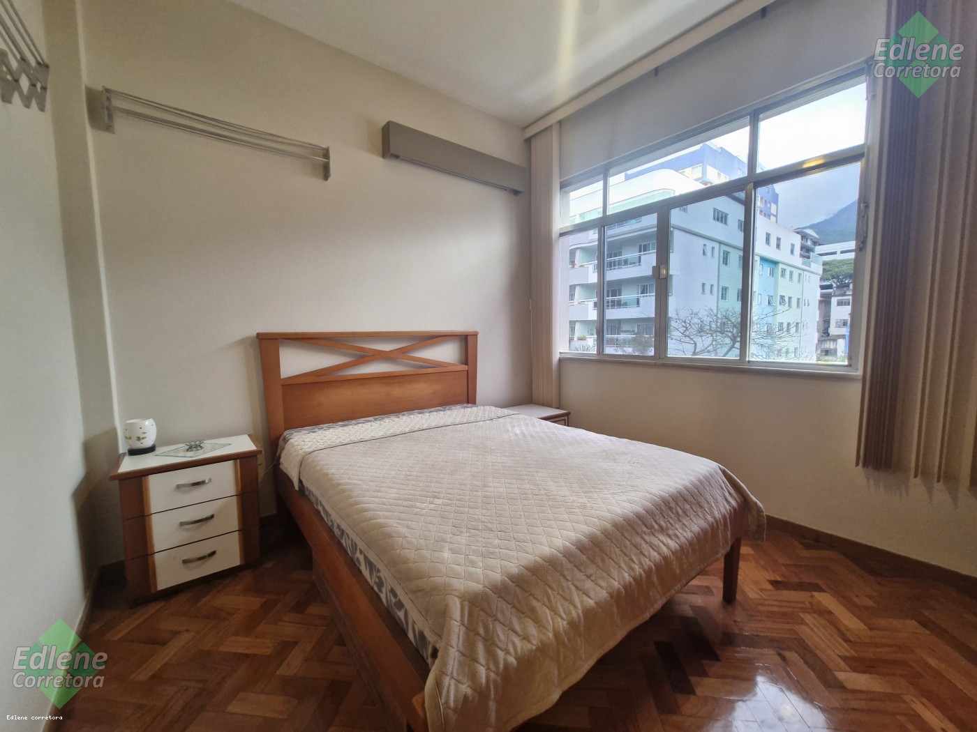 Apartamento à venda com 1 quarto, 1 banheiro e 32m² no Alto, Teresópolis (RJ) — foto 24 de 30