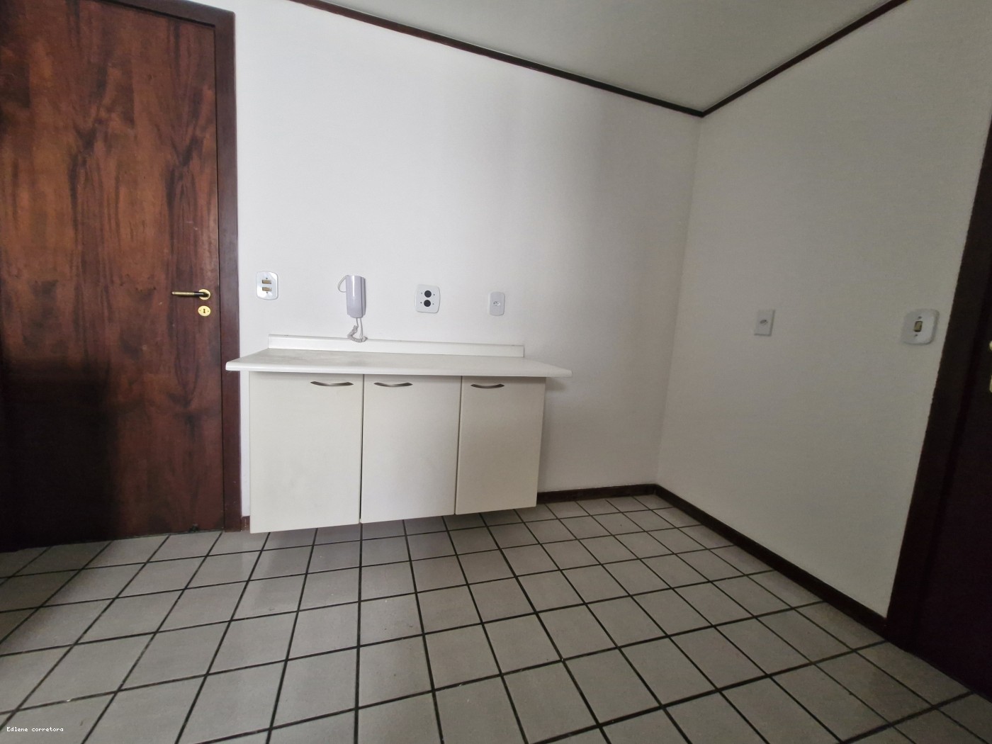 Apartamento à venda com 2 quartos, 1 suíte, 2 vagas e 100m² no Alto, Teresópolis (RJ) — foto 17 de 25