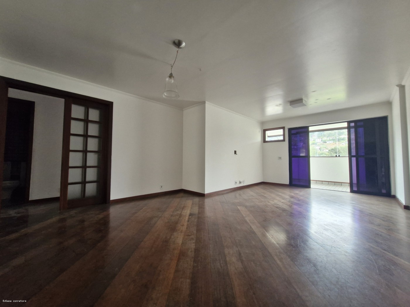 Apartamento à venda com 2 quartos, 1 suíte, 2 vagas e 100m² no Alto, Teresópolis (RJ) — foto 3 de 25