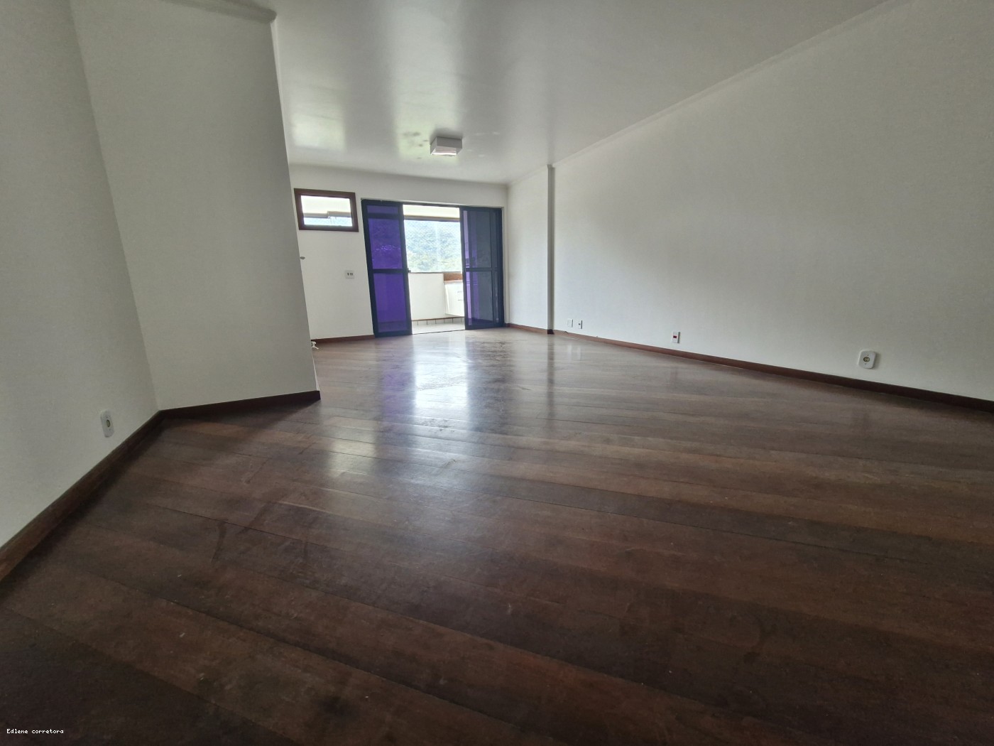 Apartamento à venda com 2 quartos, 1 suíte, 2 vagas e 100m² no Alto, Teresópolis (RJ) — foto 4 de 25