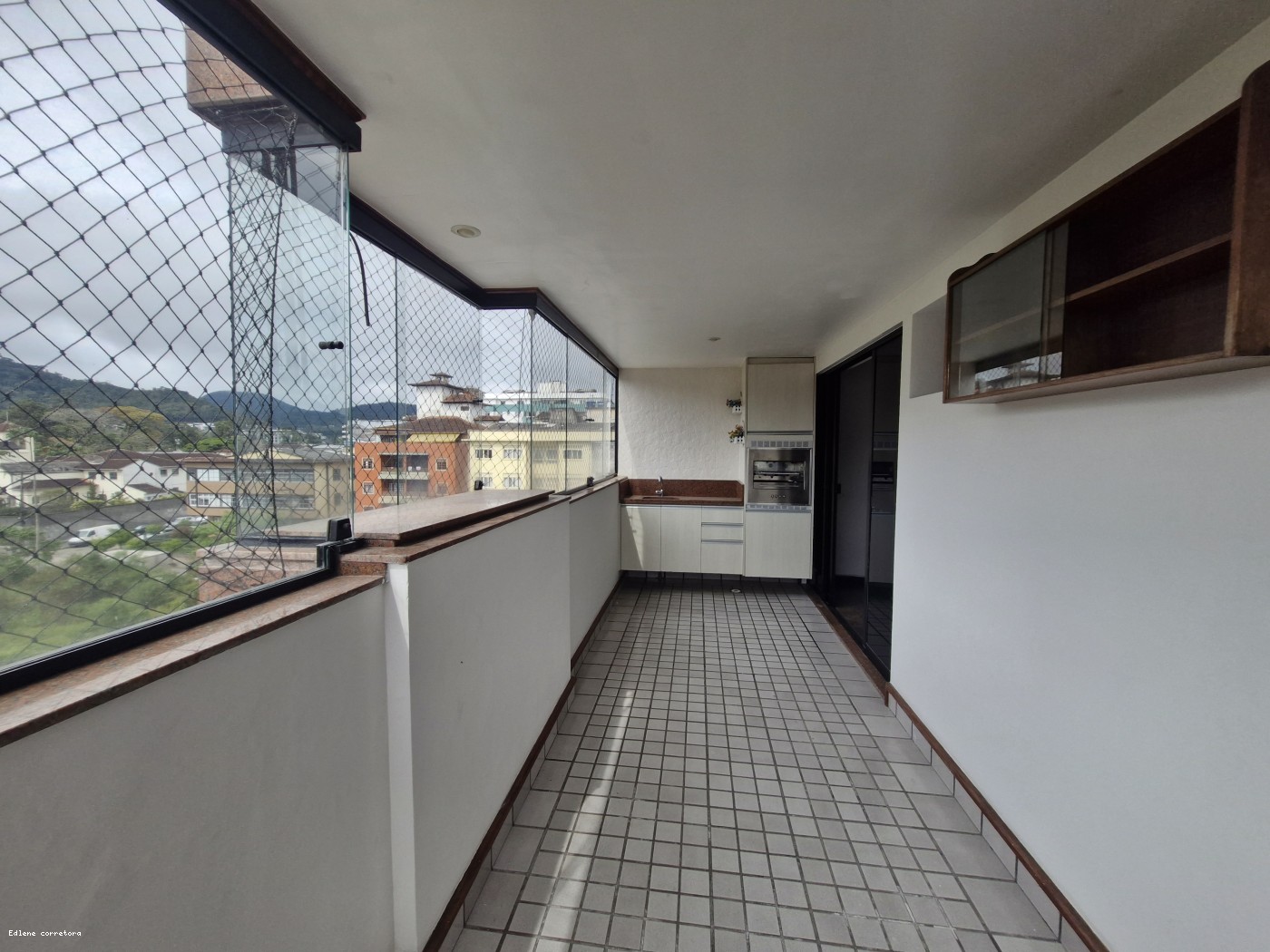 Apartamento à venda com 2 quartos, 1 suíte, 2 vagas e 100m² no Alto, Teresópolis (RJ) — foto 2 de 25