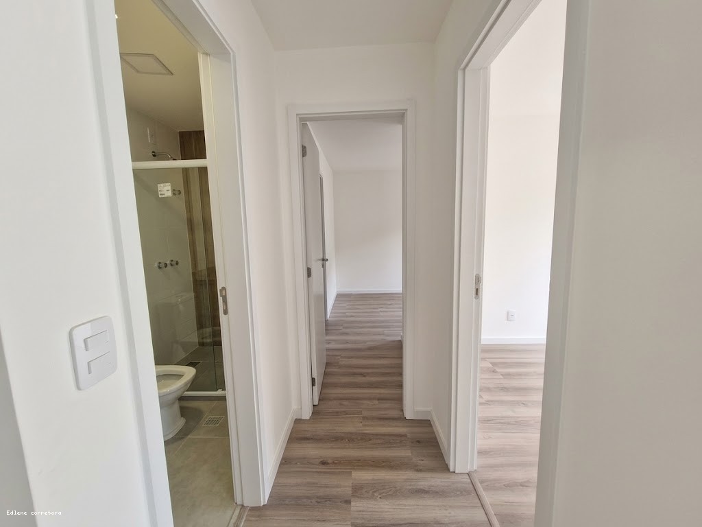 Apartamento à venda com 2 quartos, 1 suíte, 1 vaga e 60m² no Várzea - Centro, Teresópolis (RJ) — foto 7 de 13