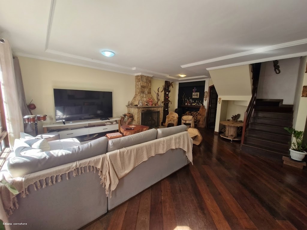 Apartamento à venda com 4 quartos, 1 suíte, 2 vagas e 180m² no Alto, Teresópolis (RJ) — foto 5 de 30