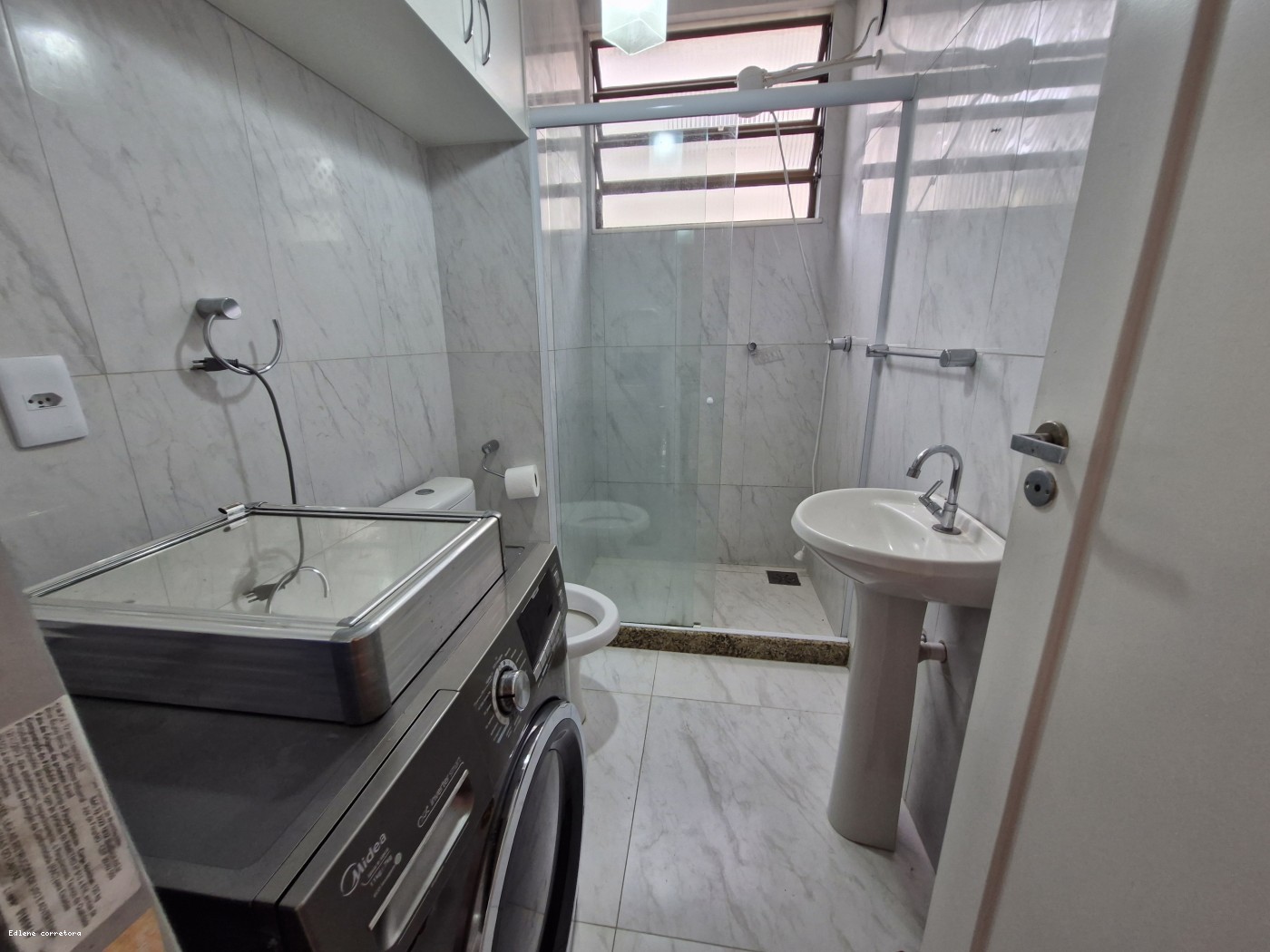 Casa para alugar com 1 quarto, 1 banheiro, 1 vaga e 32m² no Jardim Cascata, Teresópolis (RJ) — foto 9 de 13