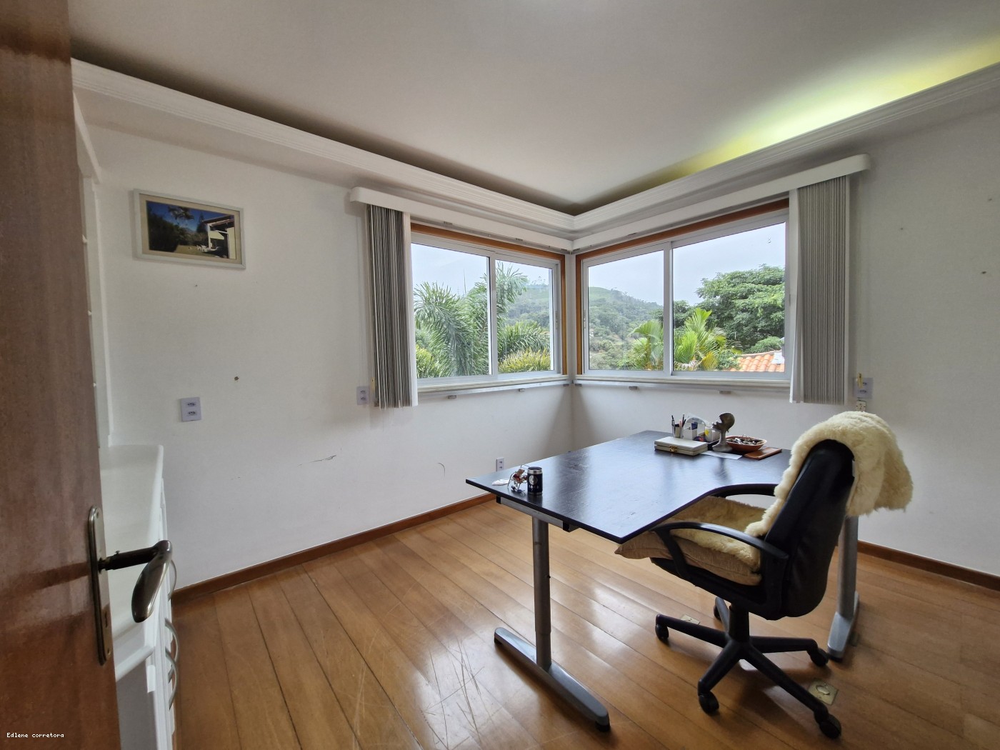 Apartamento à venda com 4 quartos, 2 suítes, 4 vagas e 550m² no Parque do Imbuí, Teresópolis (RJ) — foto 28 de 30