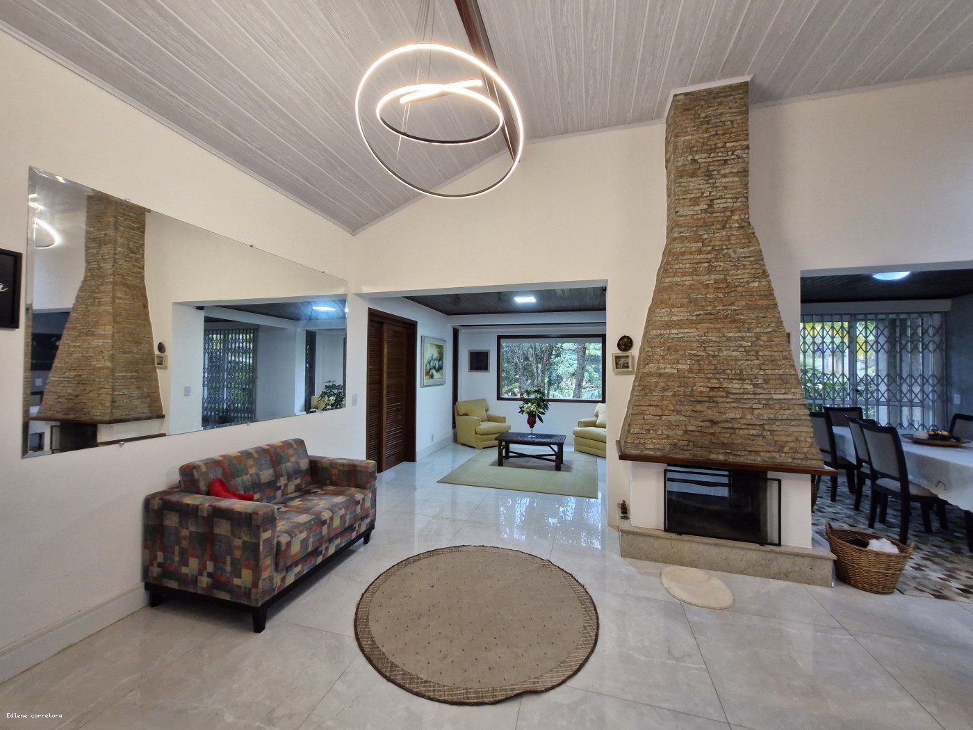 Apartamento à venda com 4 quartos, 2 suítes, 4 vagas e 550m² no Parque do Imbuí, Teresópolis (RJ) — foto 10 de 30