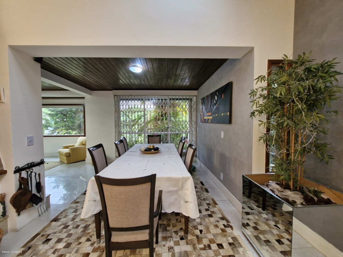 Apartamento à venda com 4 quartos, 2 suítes, 4 vagas e 550m² no Parque do Imbuí, Teresópolis (RJ) — foto 14 de 30