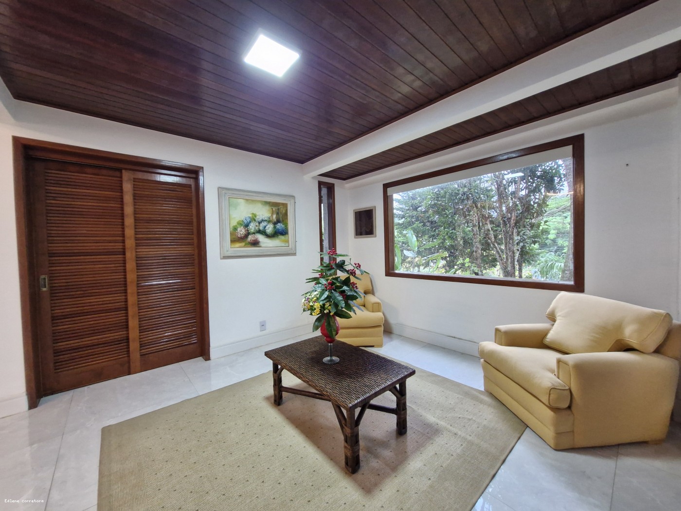 Apartamento à venda com 4 quartos, 2 suítes, 4 vagas e 550m² no Parque do Imbuí, Teresópolis (RJ) — foto 11 de 30