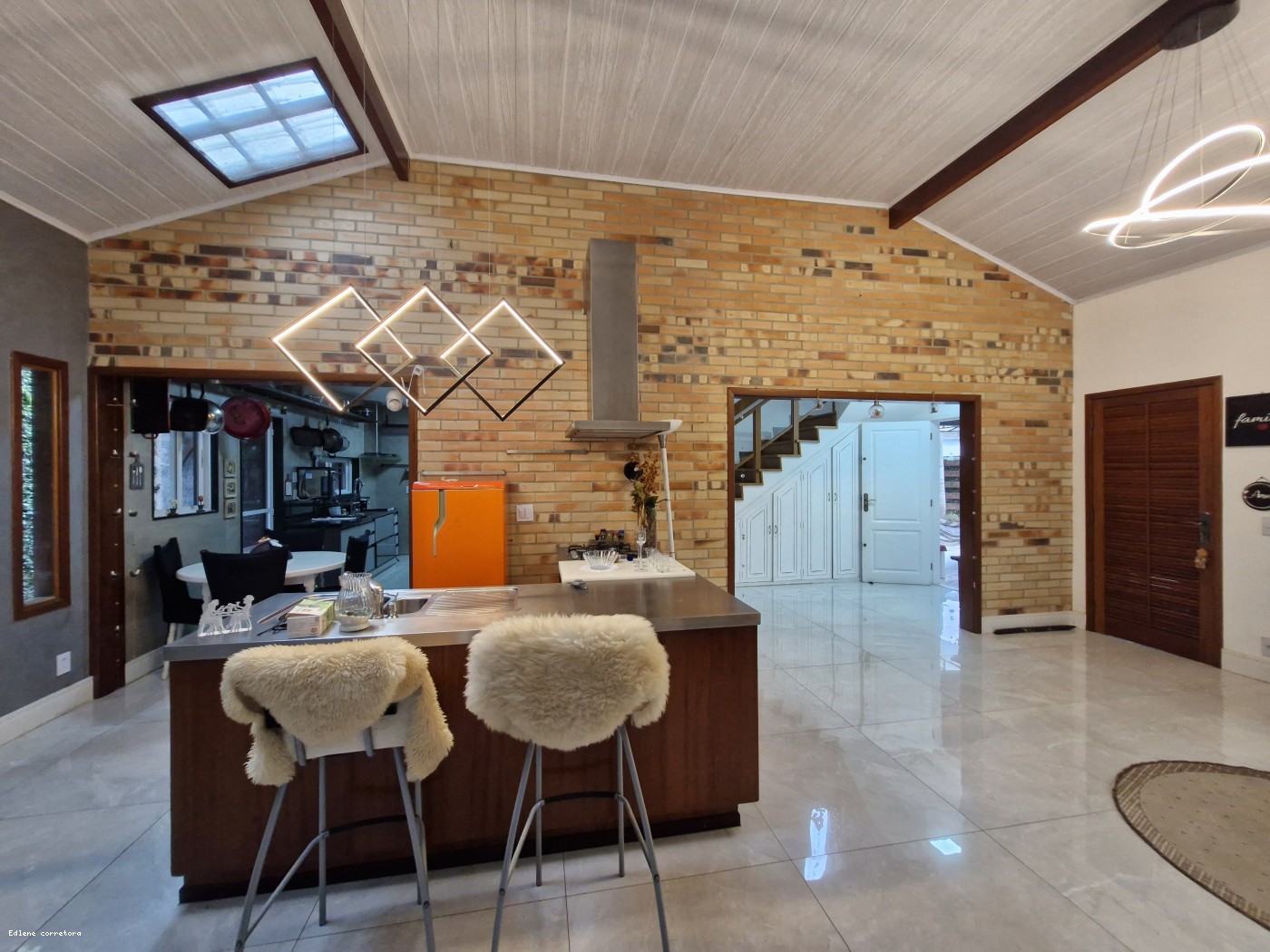 Apartamento à venda com 4 quartos, 2 suítes, 4 vagas e 550m² no Parque do Imbuí, Teresópolis (RJ) — foto 12 de 30